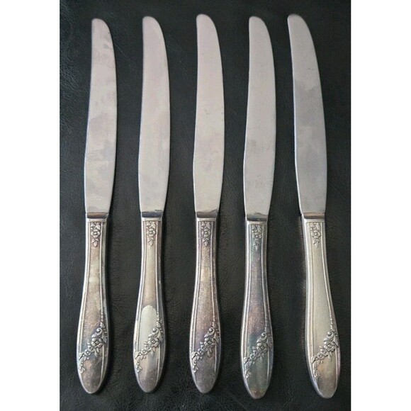 5 Vintage Oneida Community Tudor Queen Bess II Silver Plate 1946 Table Knives - Picture 1 of 15
